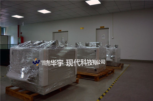 我司為南寧某公司提供定制戶(hù)外投影機(jī)安裝柜(圖1)